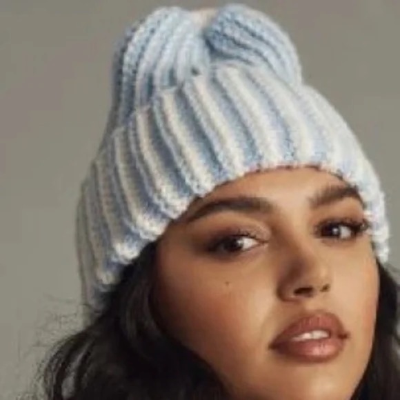 NWT Anthropologie Chunky Striped Two Tone Beanie - Picture 3 of 3